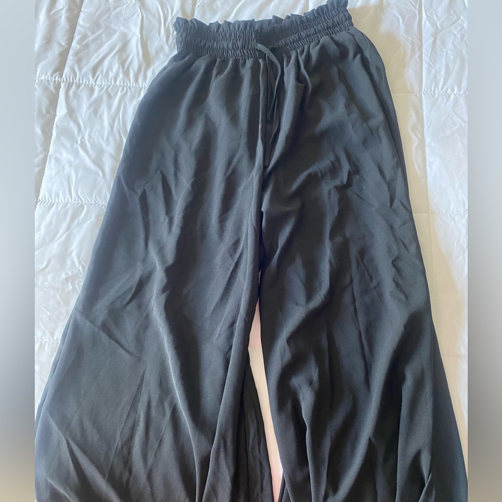 Flowy black women’s pants size medium